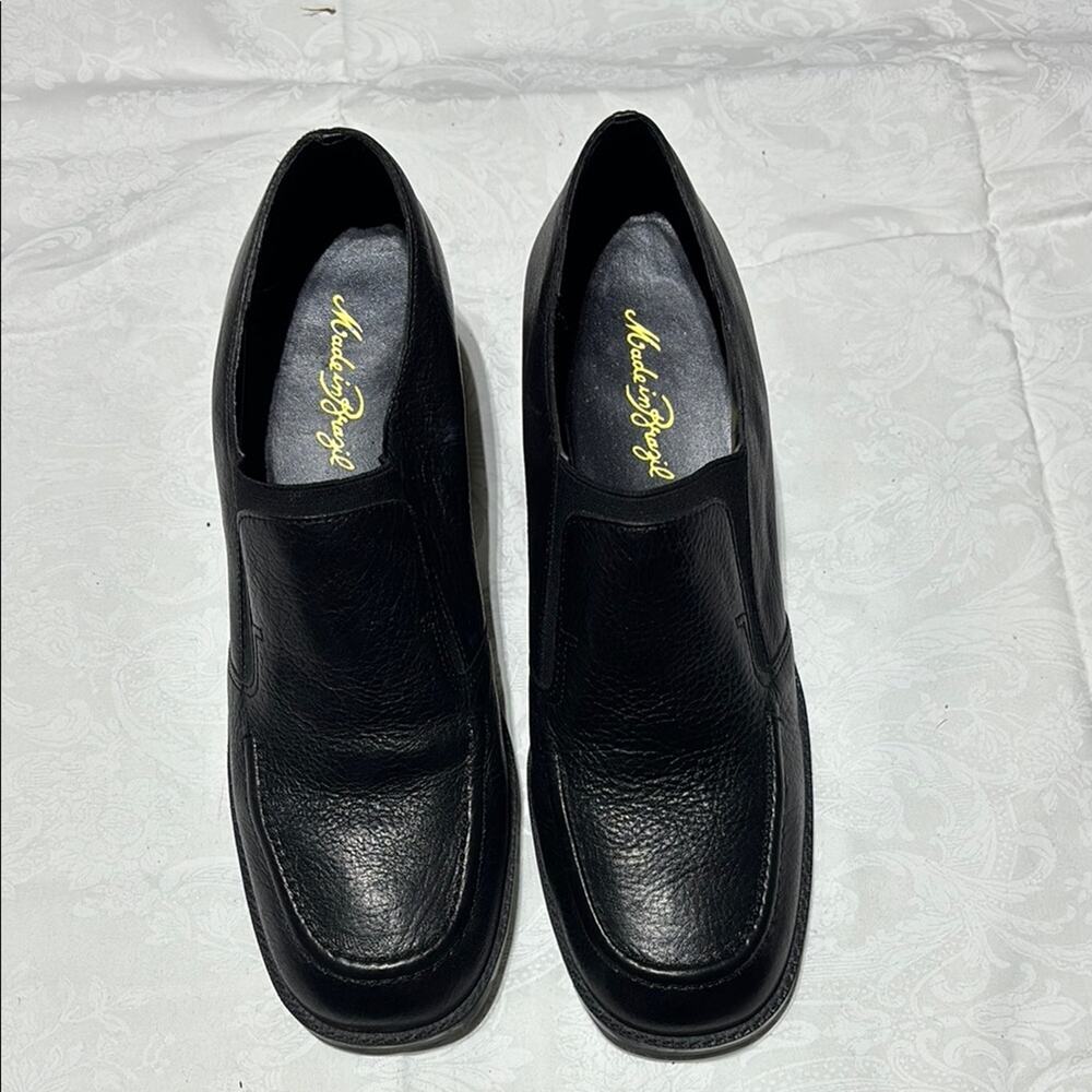 Luxury 11 Black Leather ladies made in Brazil Shoes heeled loafer euc worn once